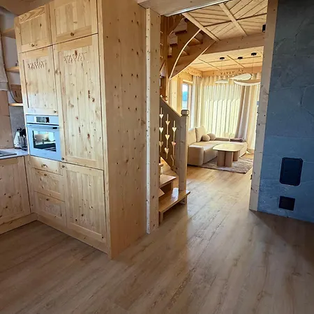 Lovelia - Luxury Mountain With Hot Tub