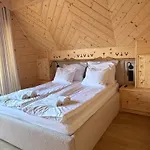 Lovelia - Luxury Mountain With Hot Tub Villa Zakopane