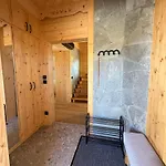 Lovelia - Luxury Mountain With Hot Tub