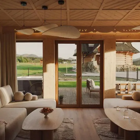Lovelia - Luxury Mountain With Hot Tub