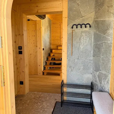 Villa Lovelia - Luxury Mountain With Hot Tub *