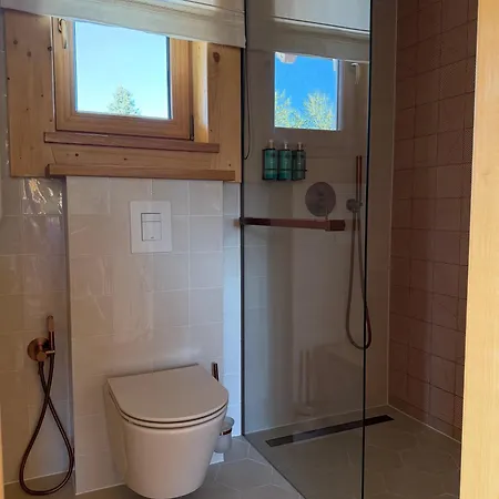 Villa Lovelia - Luxury Mountain With Hot Tub *