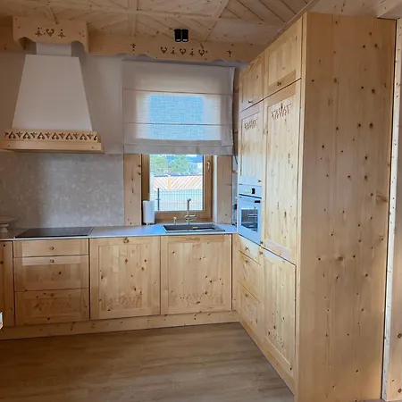 Lovelia - Luxury Mountain With Hot Tub